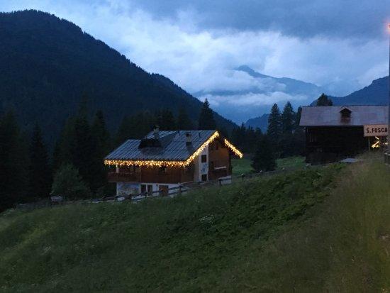 Готель Garni La Rondine Сельва-ді-Кадоре Екстер'єр фото